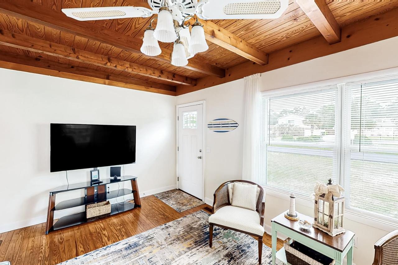 Ginny'S Coastal Cottage Oak Island Zewnętrze zdjęcie